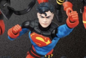 MAFEX Conner Kent Superboy