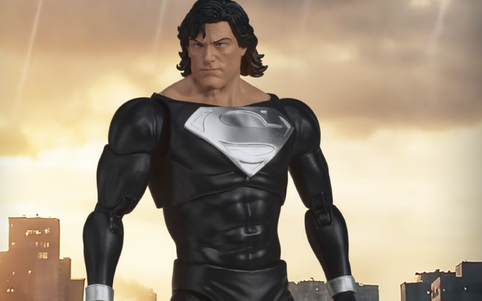 Beast Kingdom Recovery Suit Superman