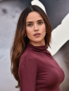 Adria Arjona